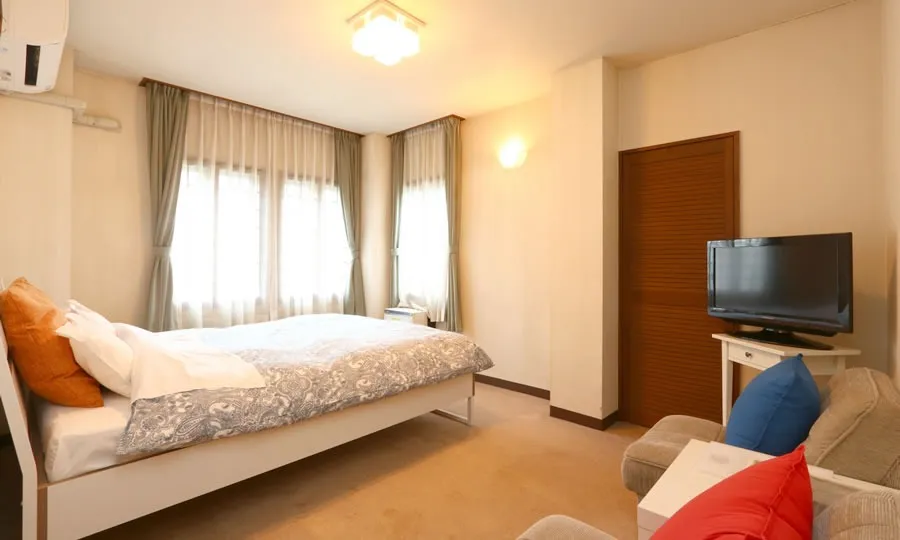Queen Double Room